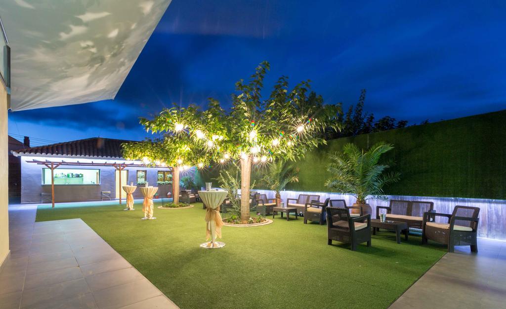 Hotel El Patio à La Almunia de Doña Godina Extérieur photo